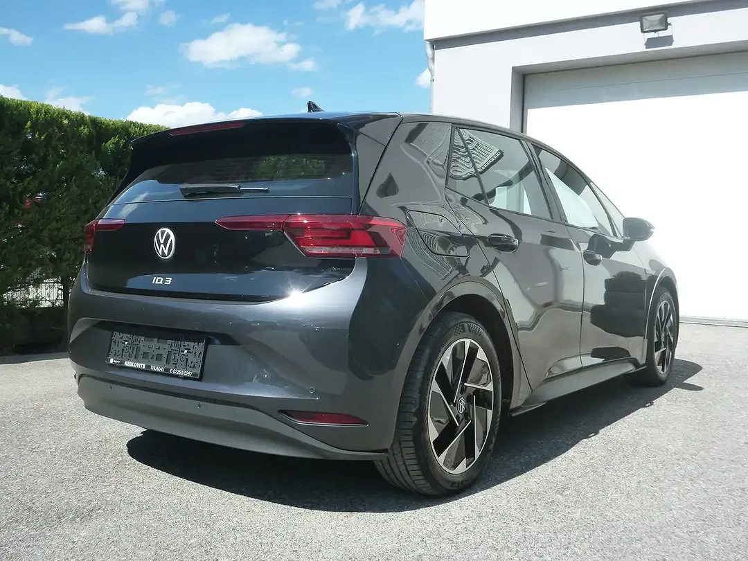 Volkswagen ID.3 - Thumbnail 12