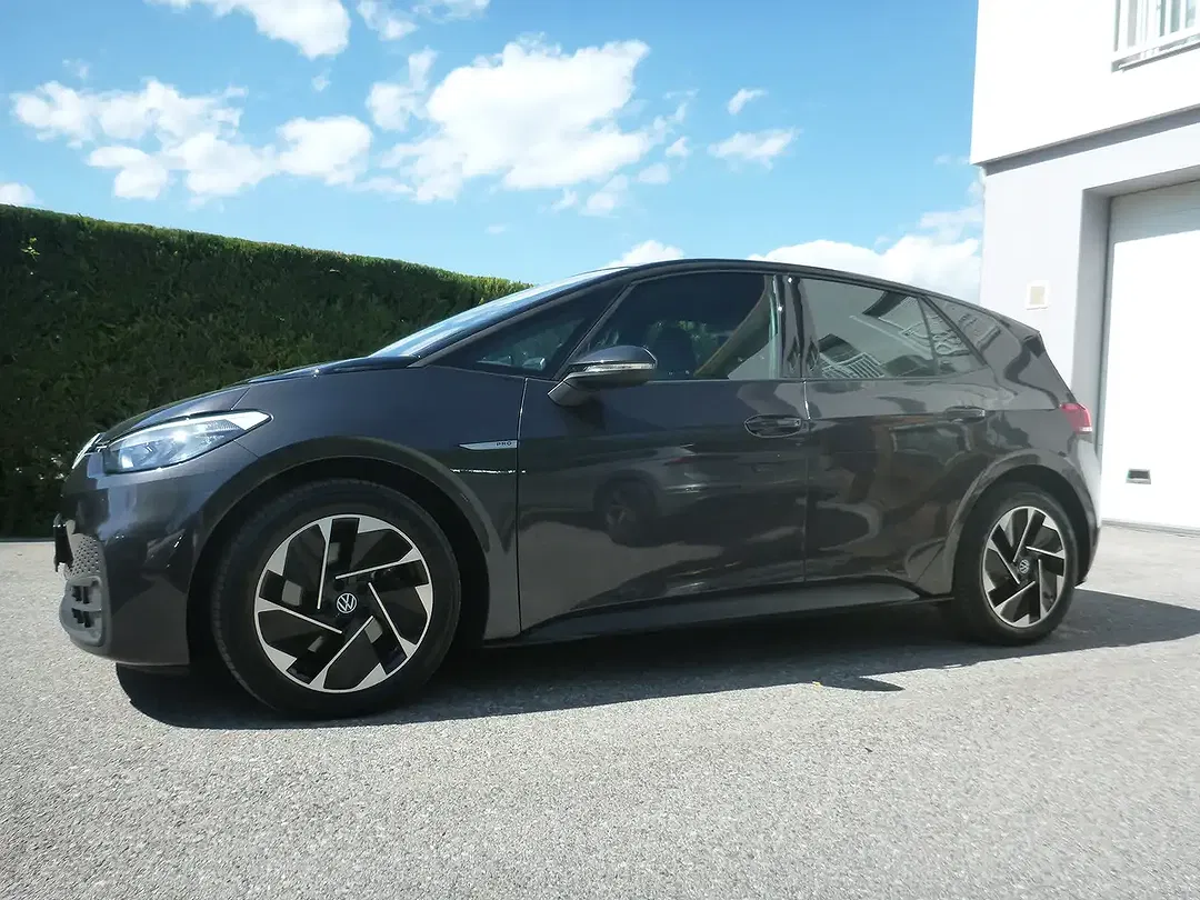 Volkswagen ID.3 - Thumbnail 5