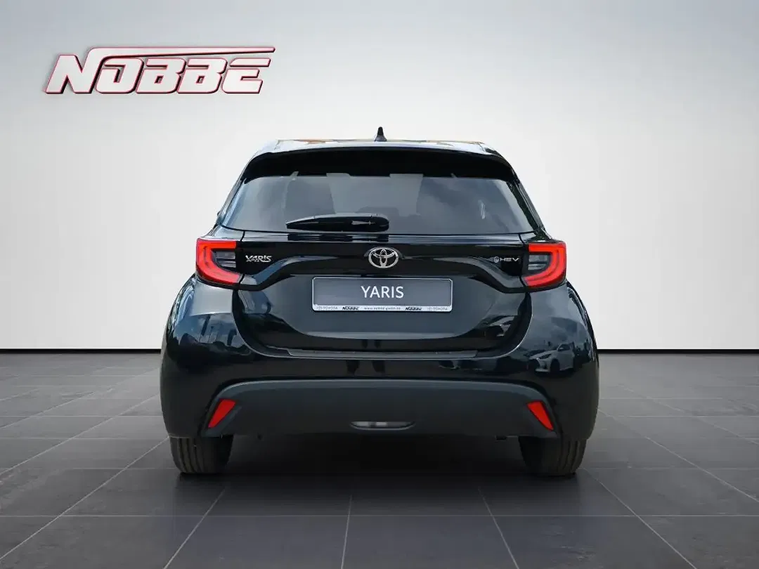 Toyota Yaris - Thumbnail 4