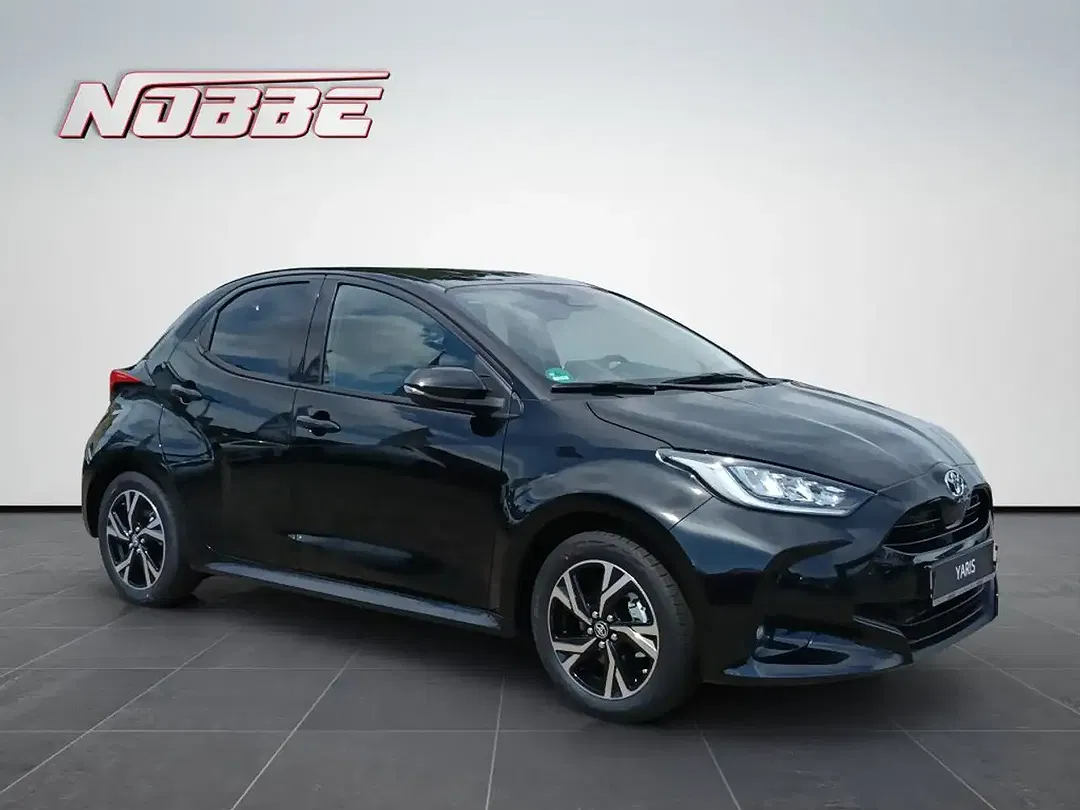 Toyota Yaris - Thumbnail 7