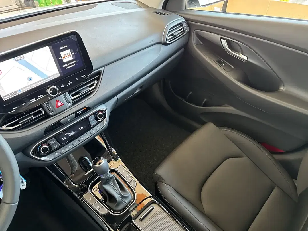 Hyundai i30 - Thumbnail 15