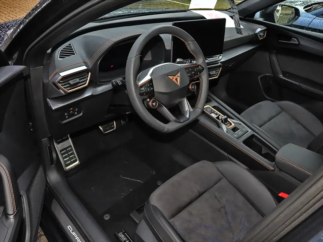 CUPRA Leon - Thumbnail 8