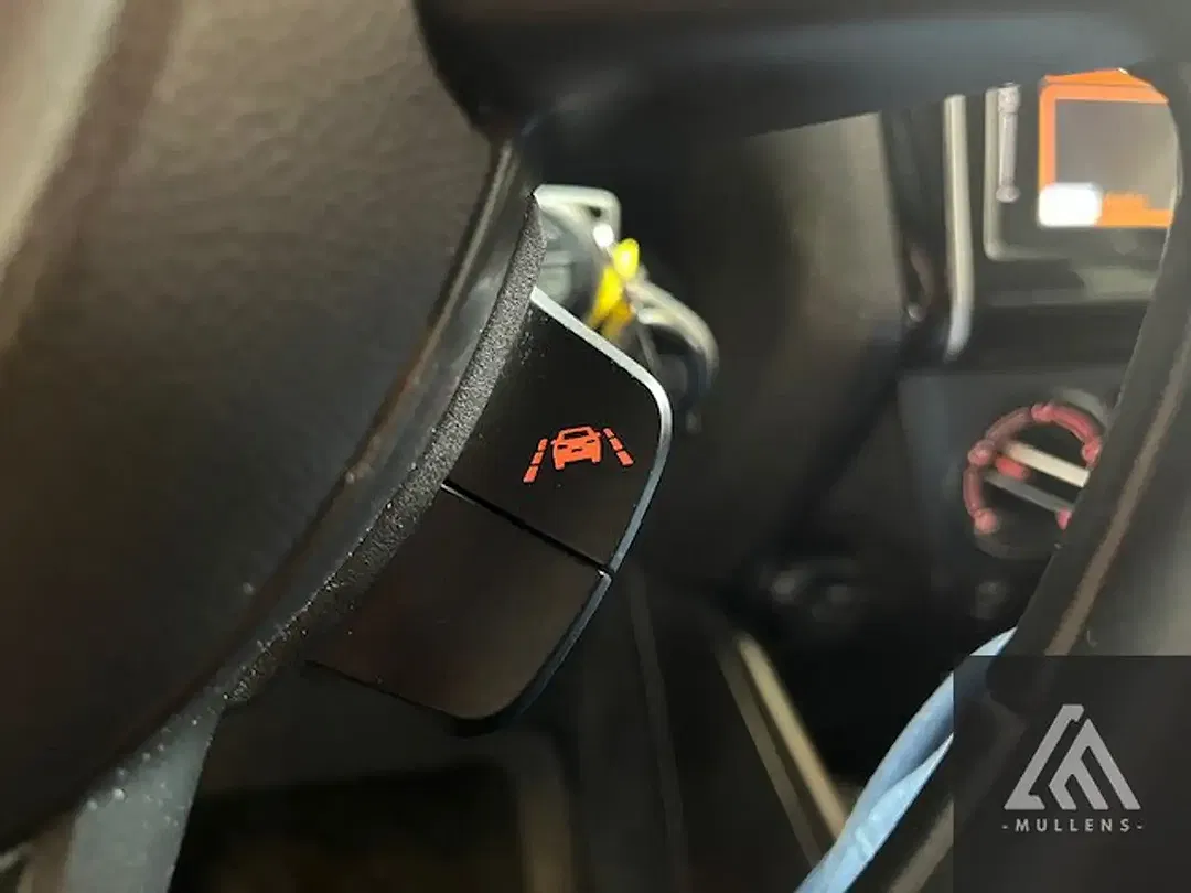 Suzuki Swift - Thumbnail 14