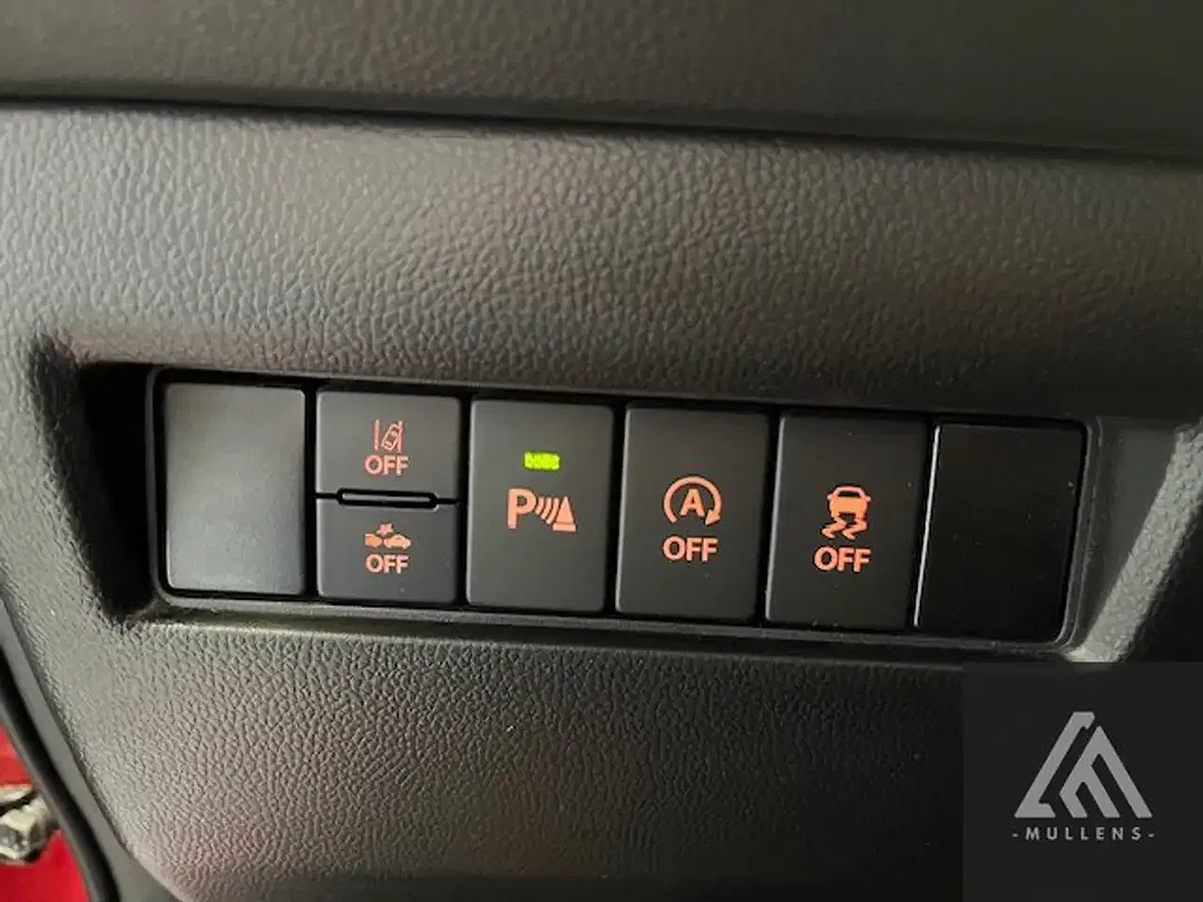 Suzuki Swift - Thumbnail 15