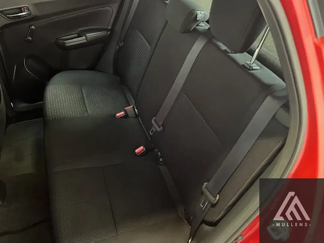 Suzuki Swift - Thumbnail 9