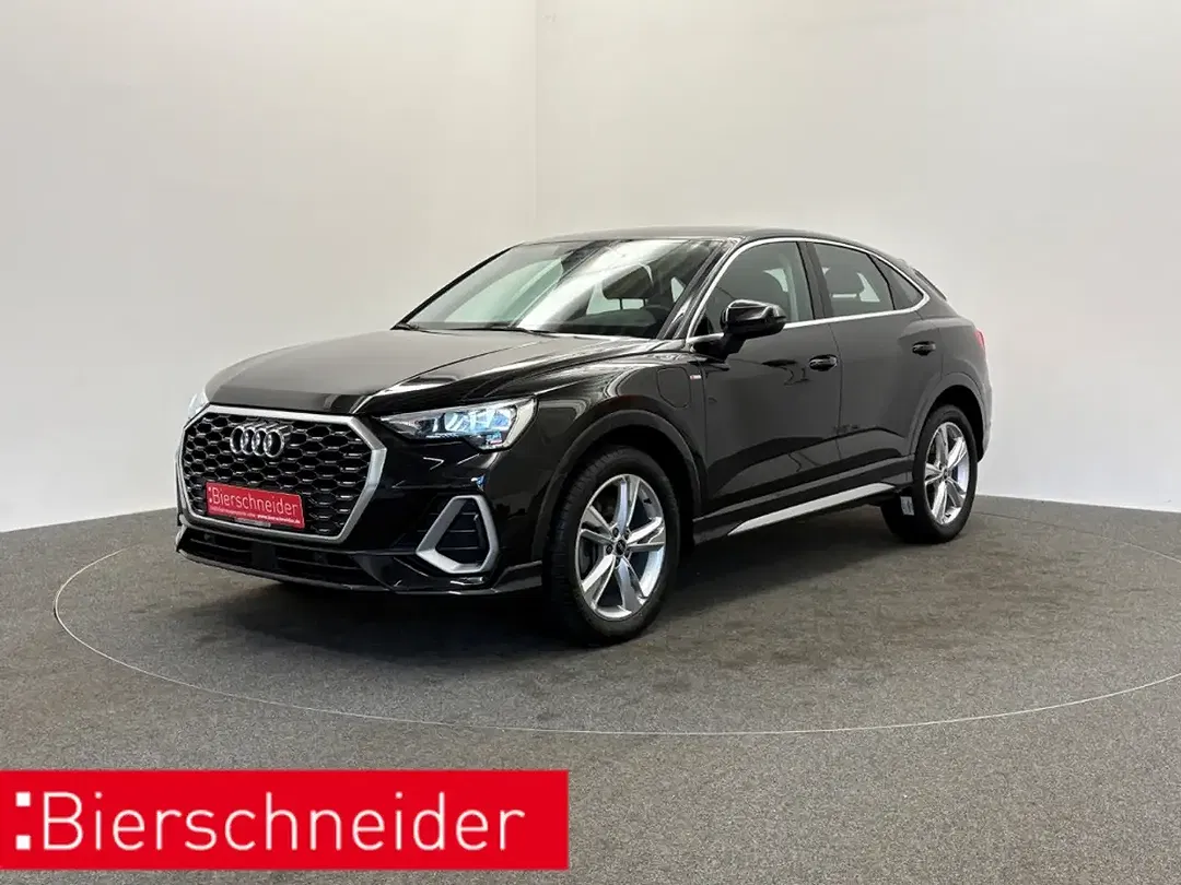 Audi Q3 - Thumbnail 1