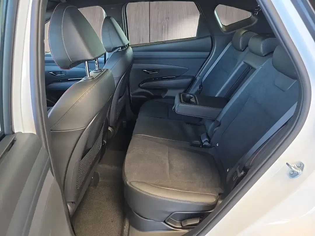 Hyundai TUCSON - Thumbnail 13