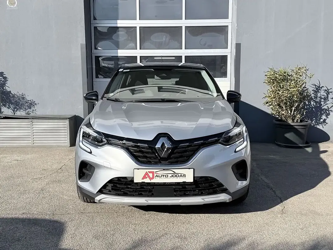 Renault Captur - Thumbnail 3