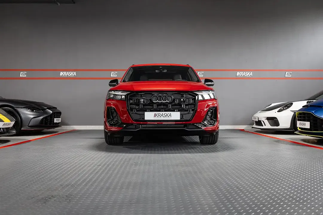 Audi Q7 - Thumbnail 5