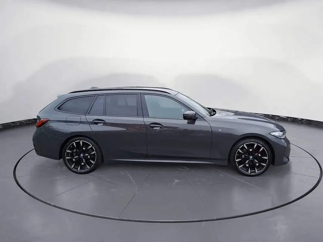 BMW 320 - Thumbnail 5