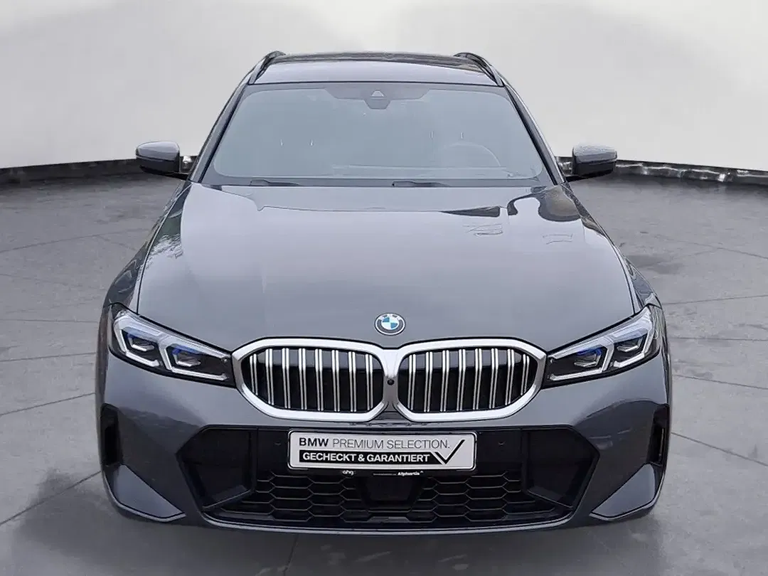 BMW 320 - Thumbnail 6