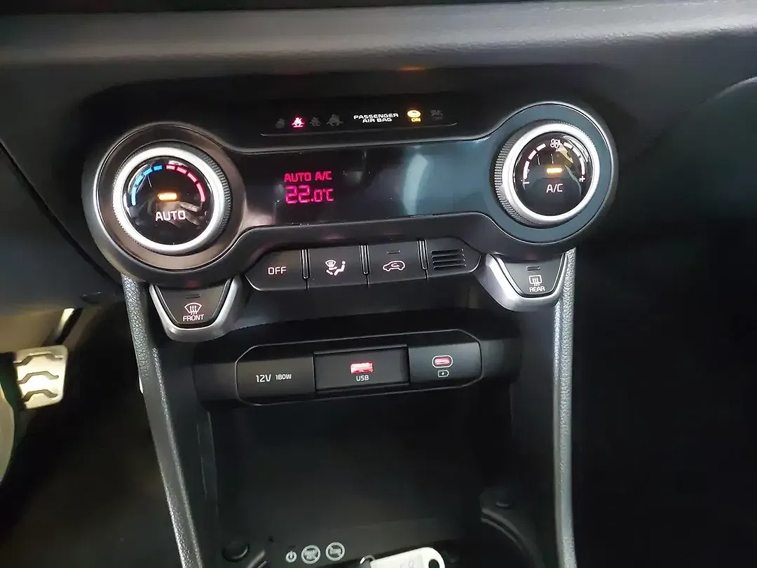 Kia Picanto - Thumbnail 11