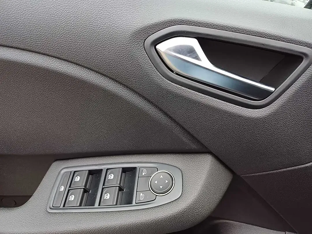 Renault Clio - Thumbnail 14