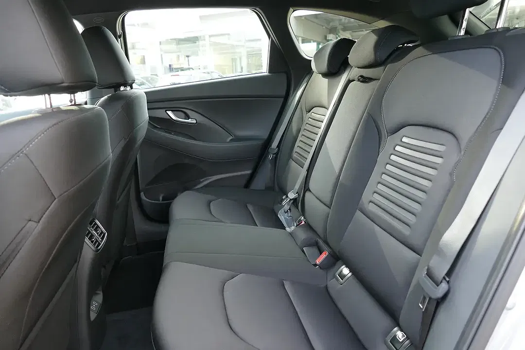 Hyundai i30 - Thumbnail 11