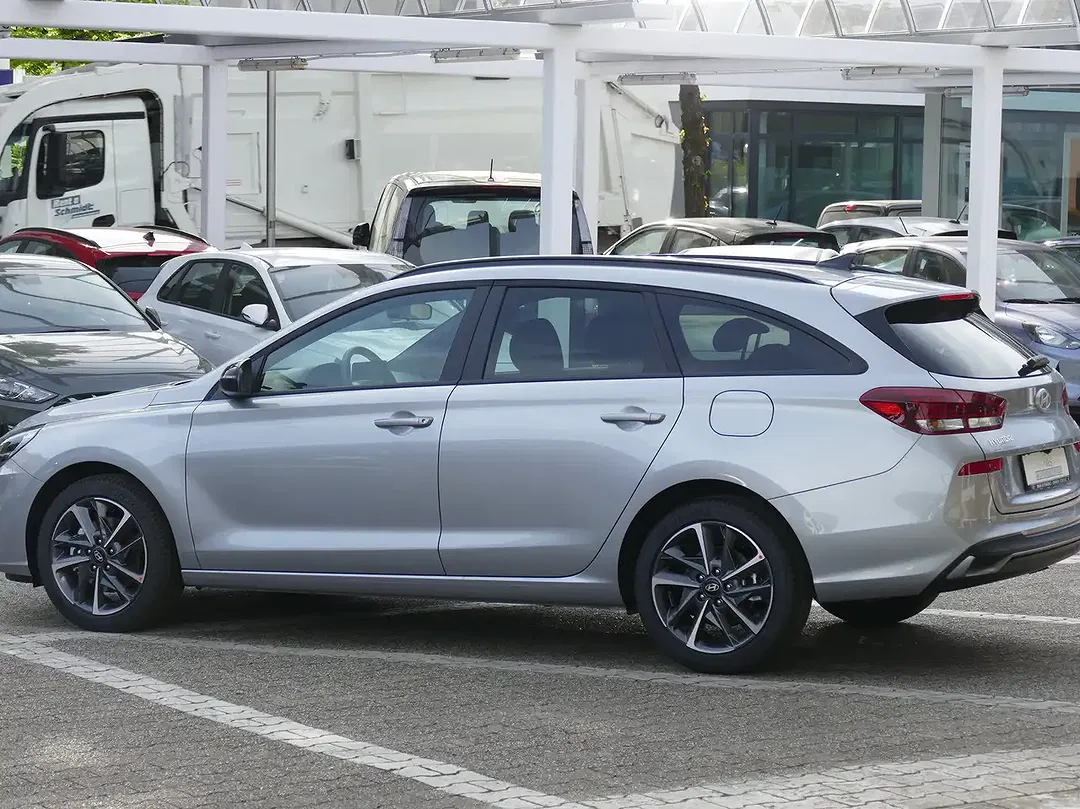 Hyundai i30 - Thumbnail 4
