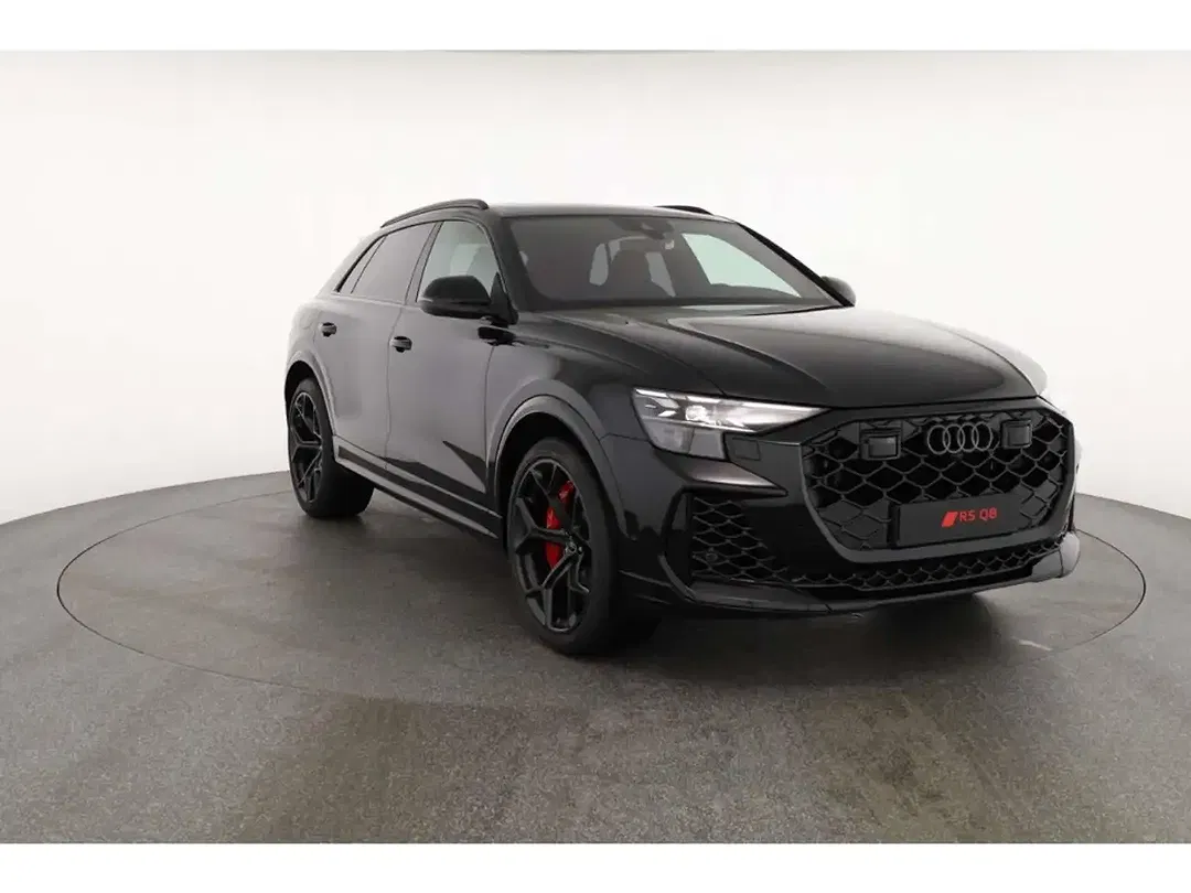 Audi RS Q8 - Thumbnail 5