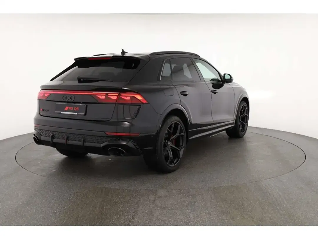 Audi RS Q8 - Thumbnail 7