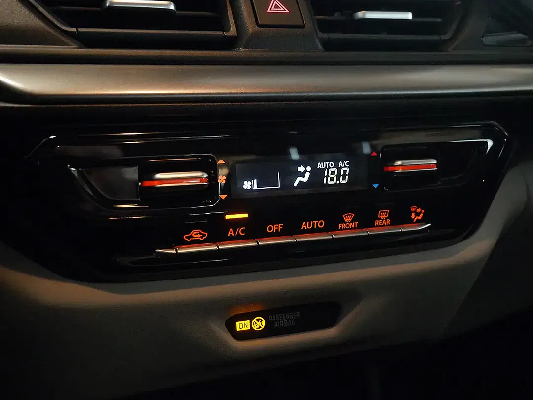 Suzuki Swift - Thumbnail 15
