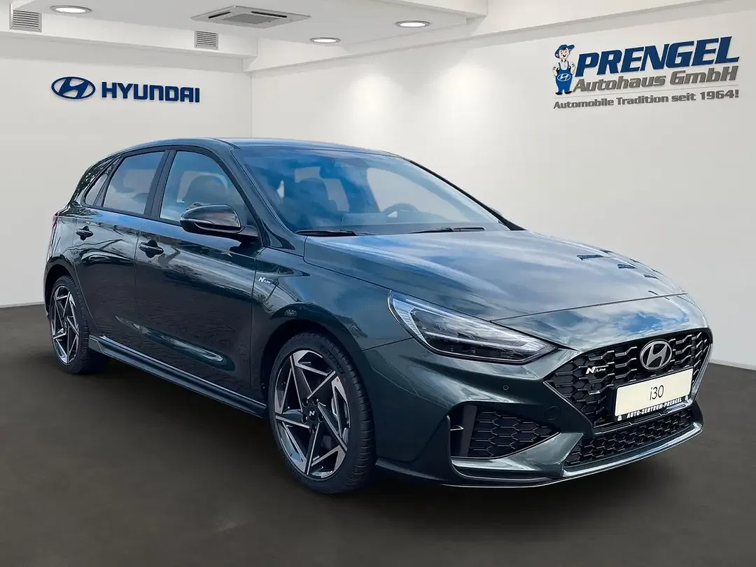 Hyundai i30 - Thumbnail 2