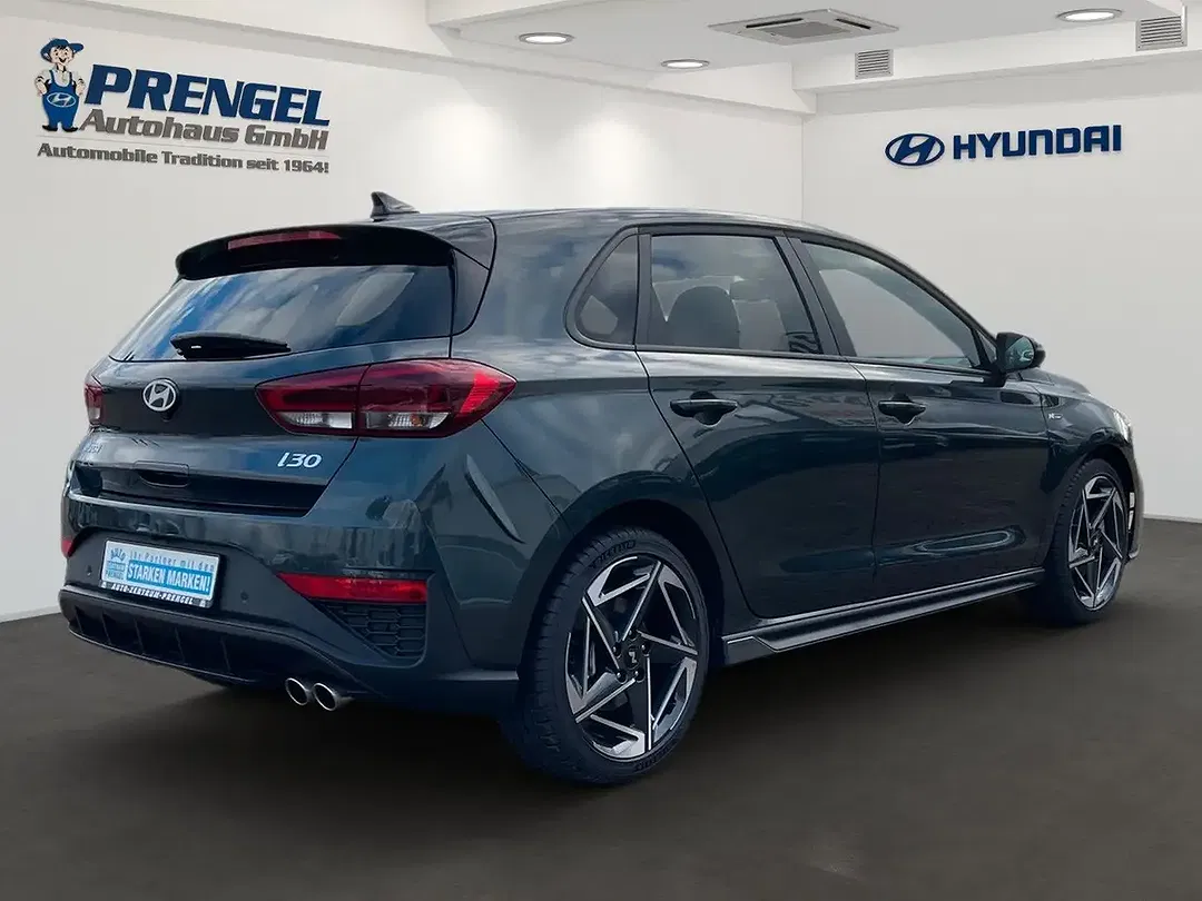 Hyundai i30 - Thumbnail 3