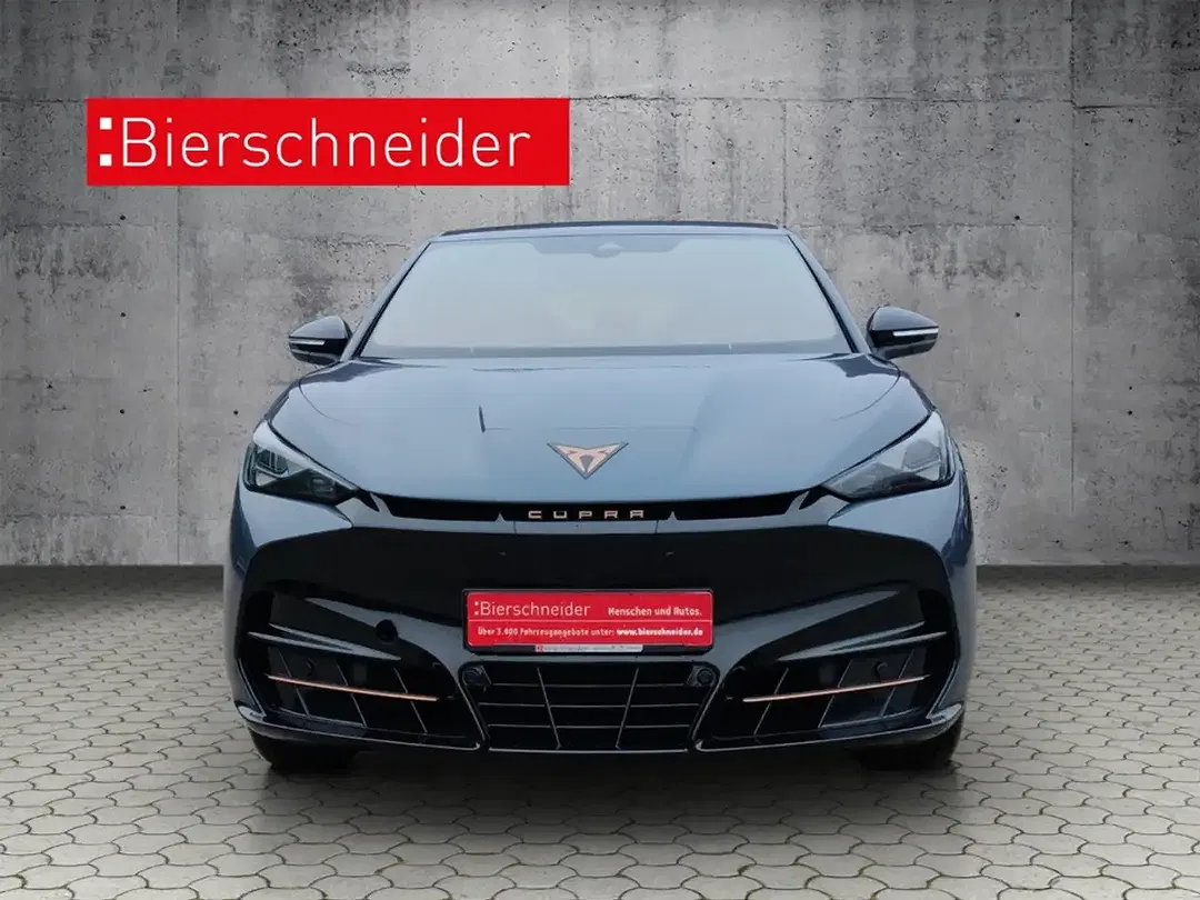 CUPRA Tavascan - Thumbnail 2