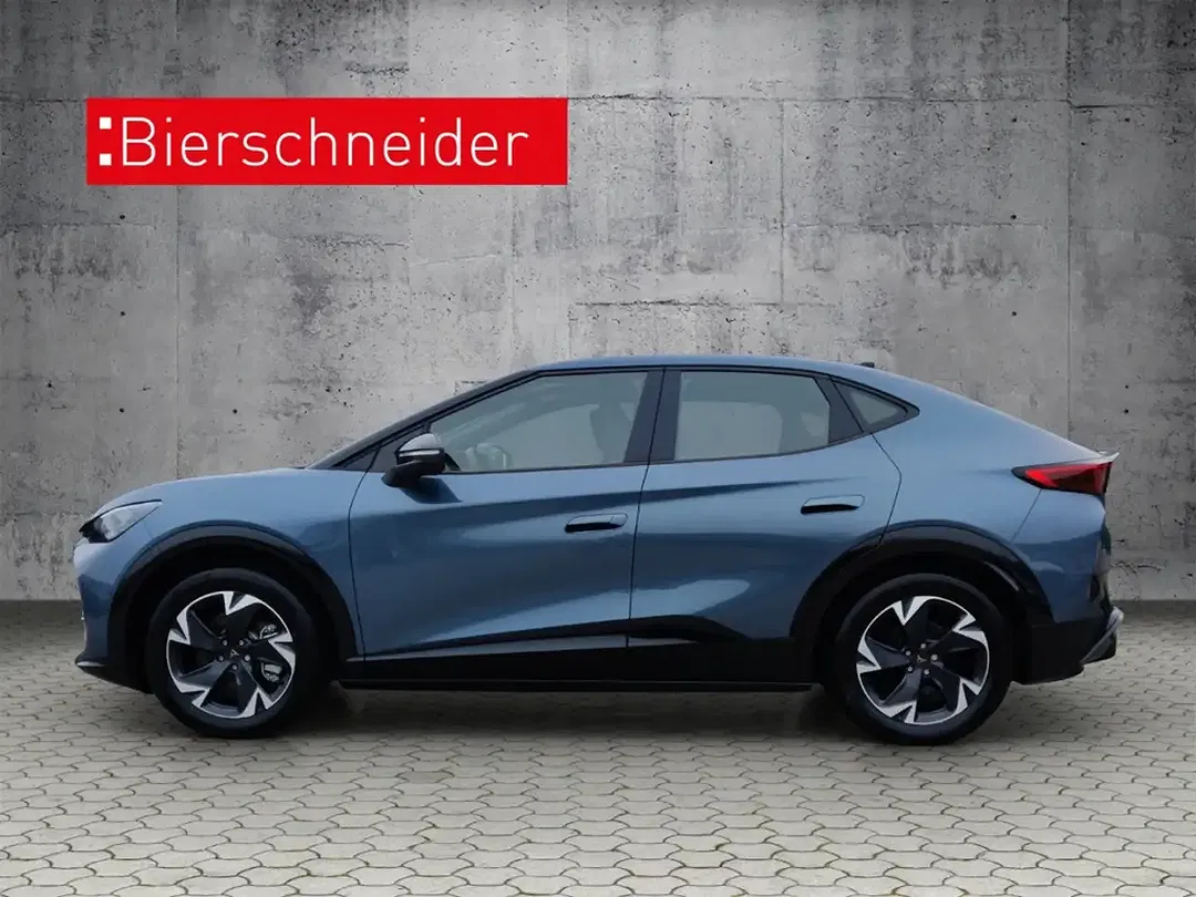CUPRA Tavascan - Thumbnail 3