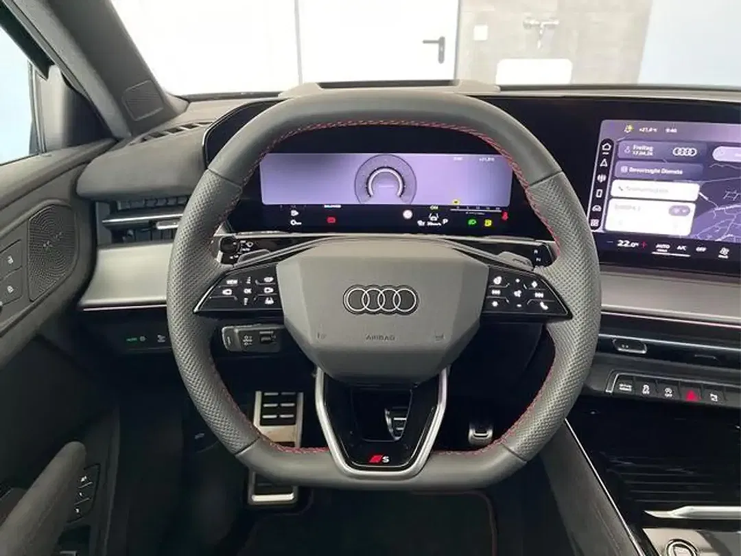 Audi Q3 - Thumbnail 8
