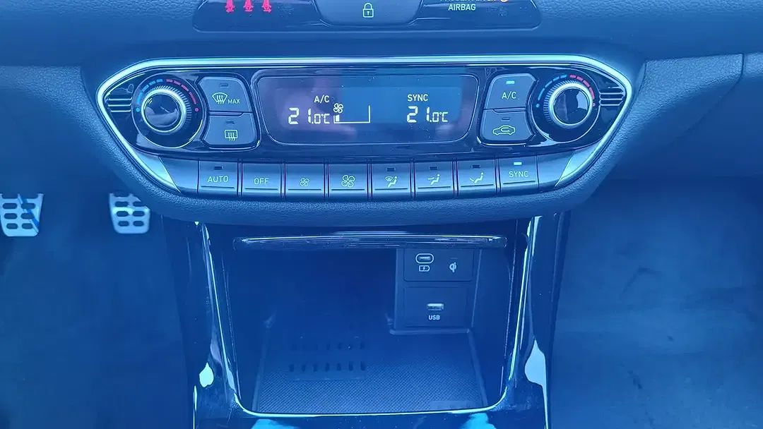 Hyundai i30 - Thumbnail 9