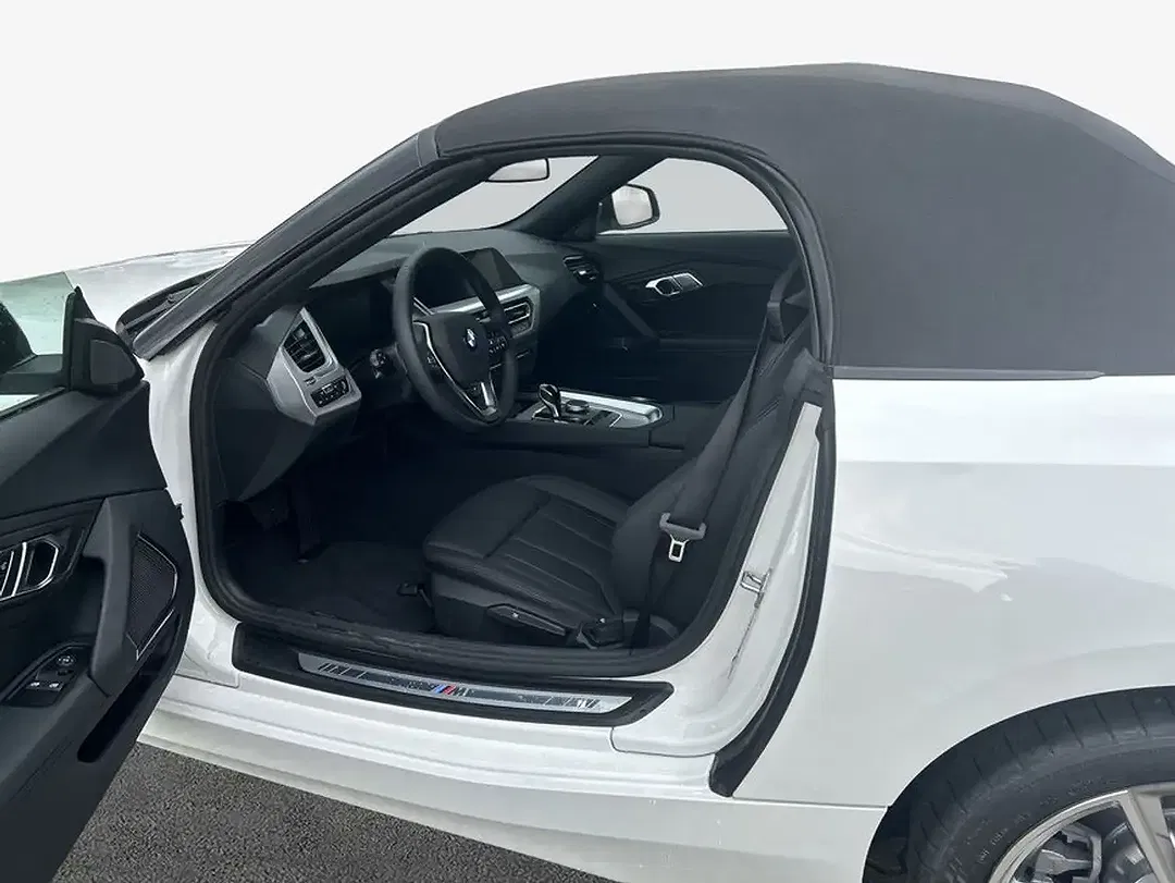 BMW Z4 - Thumbnail 10