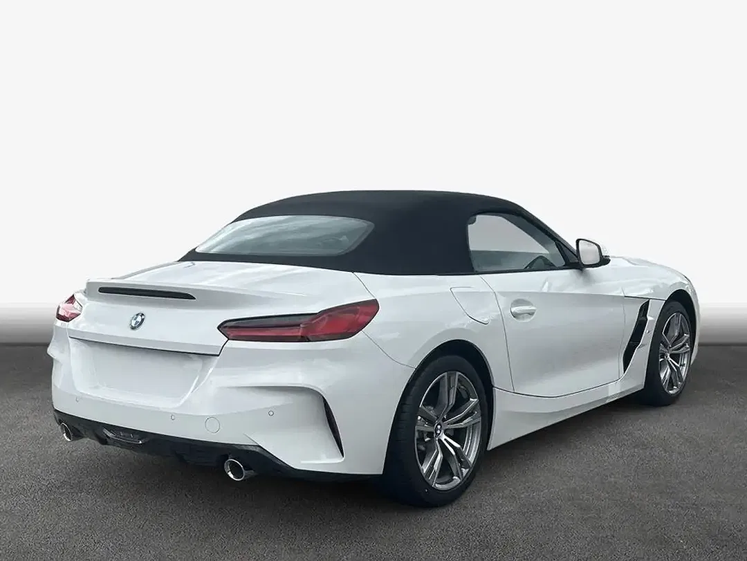 BMW Z4 - Thumbnail 2