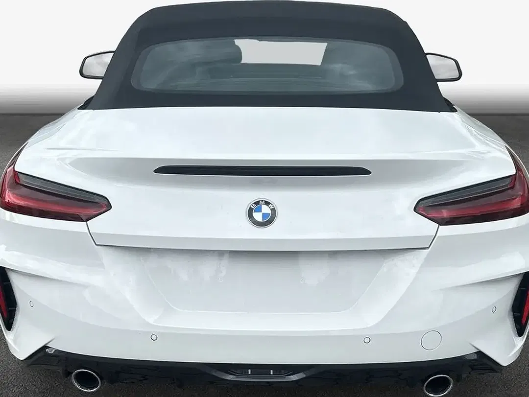 BMW Z4 - Thumbnail 9