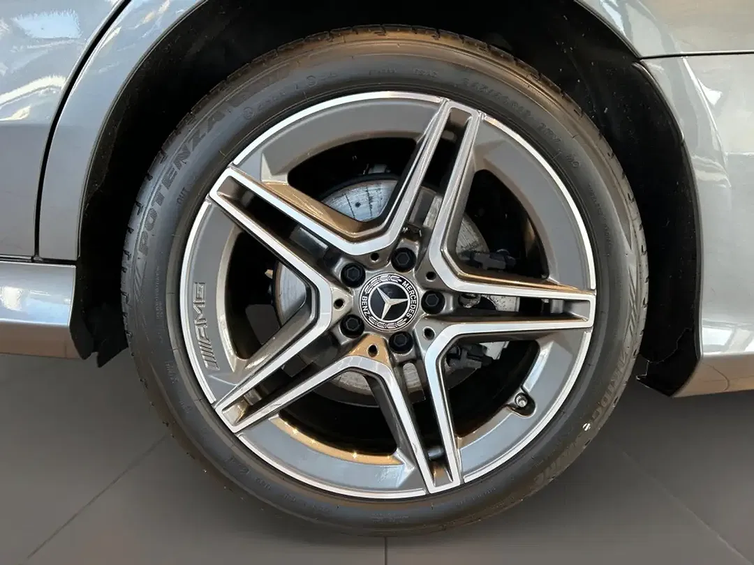 Mercedes-Benz C 300 - Thumbnail 8