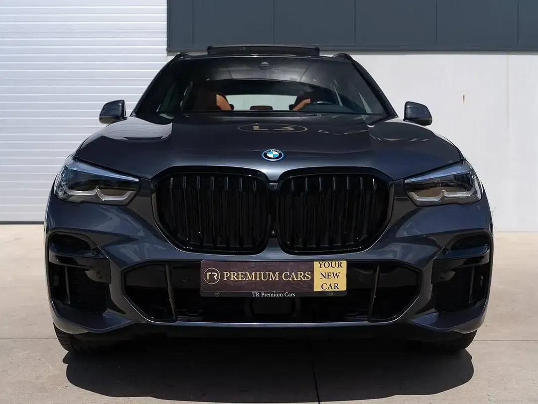BMW X5 - Thumbnail 6