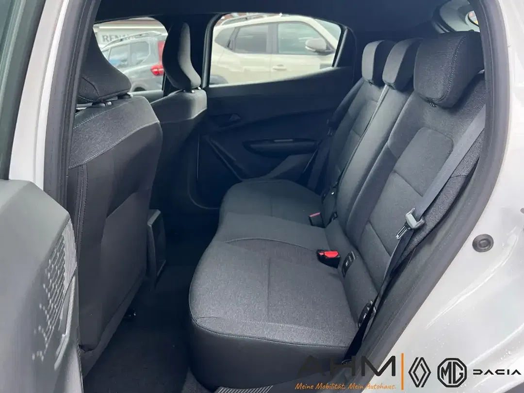 Renault Clio - Thumbnail 12