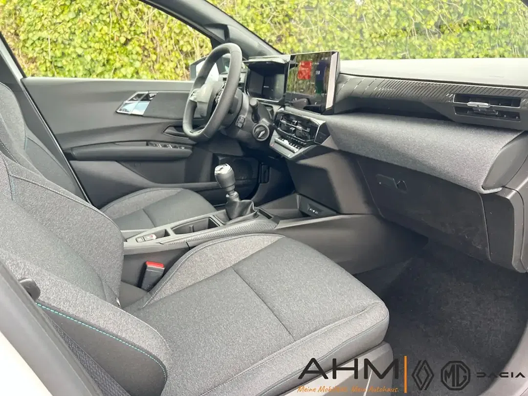 Renault Clio - Thumbnail 14