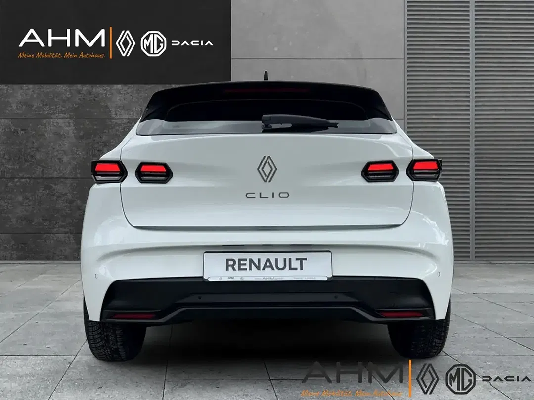 Renault Clio - Thumbnail 4
