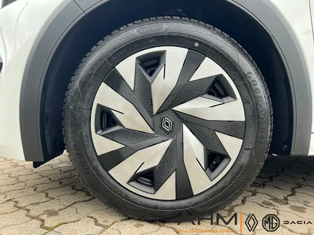 Renault Clio - Thumbnail 8