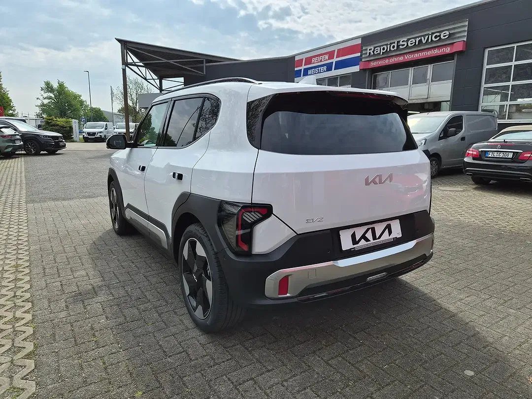 Kia EV2 - Thumbnail 6