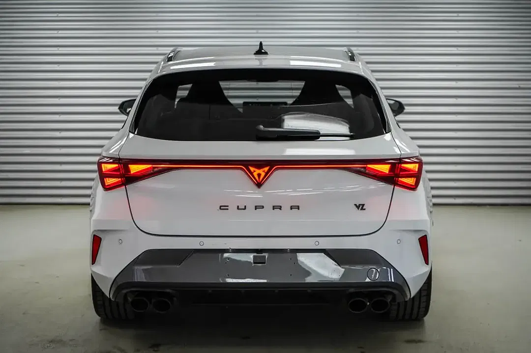 CUPRA Leon - Thumbnail 4