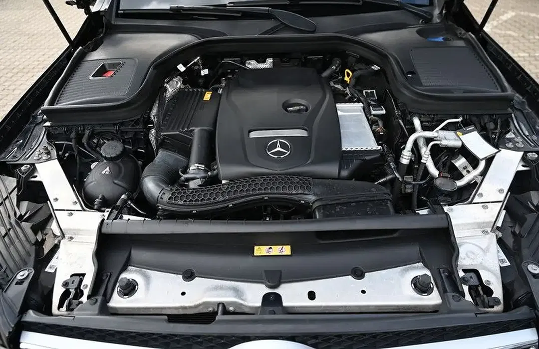 Mercedes-Benz GLC 250 - Thumbnail 18