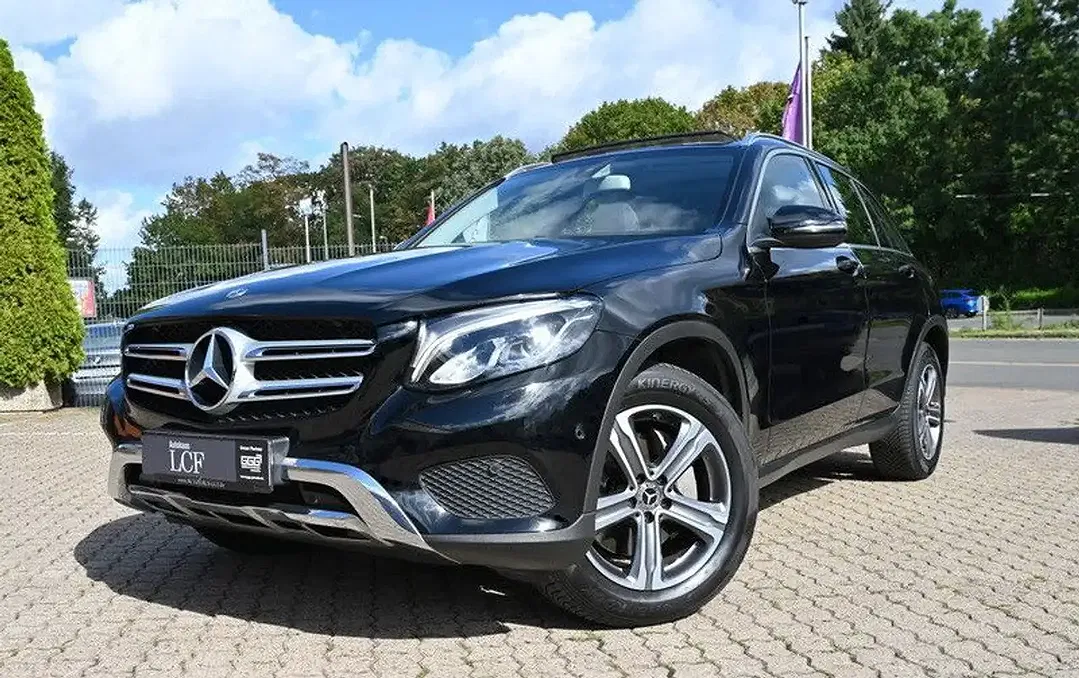 Mercedes-Benz GLC 250 - Thumbnail 2