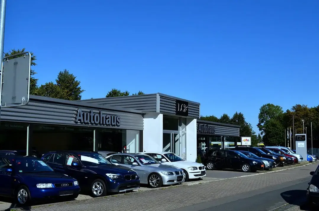 Mercedes-Benz GLC 250 - Thumbnail 25