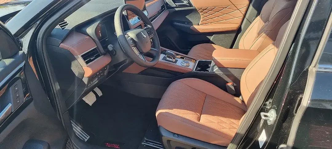 Mitsubishi Outlander - Thumbnail 5