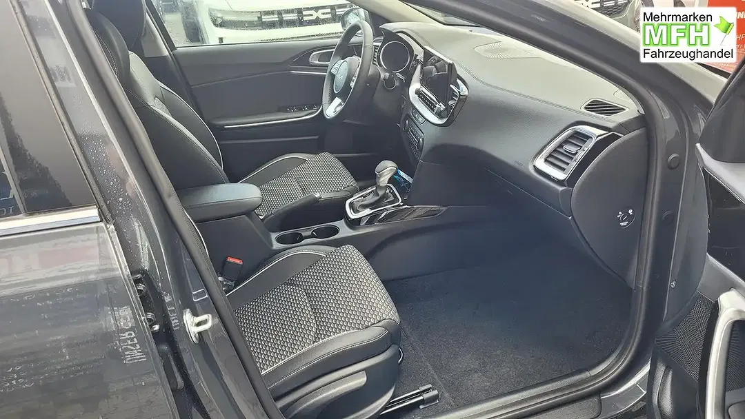 Kia Ceed / cee'd - Thumbnail 10