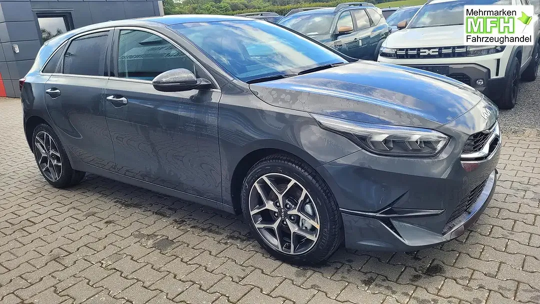 Kia Ceed / cee'd - Thumbnail 3