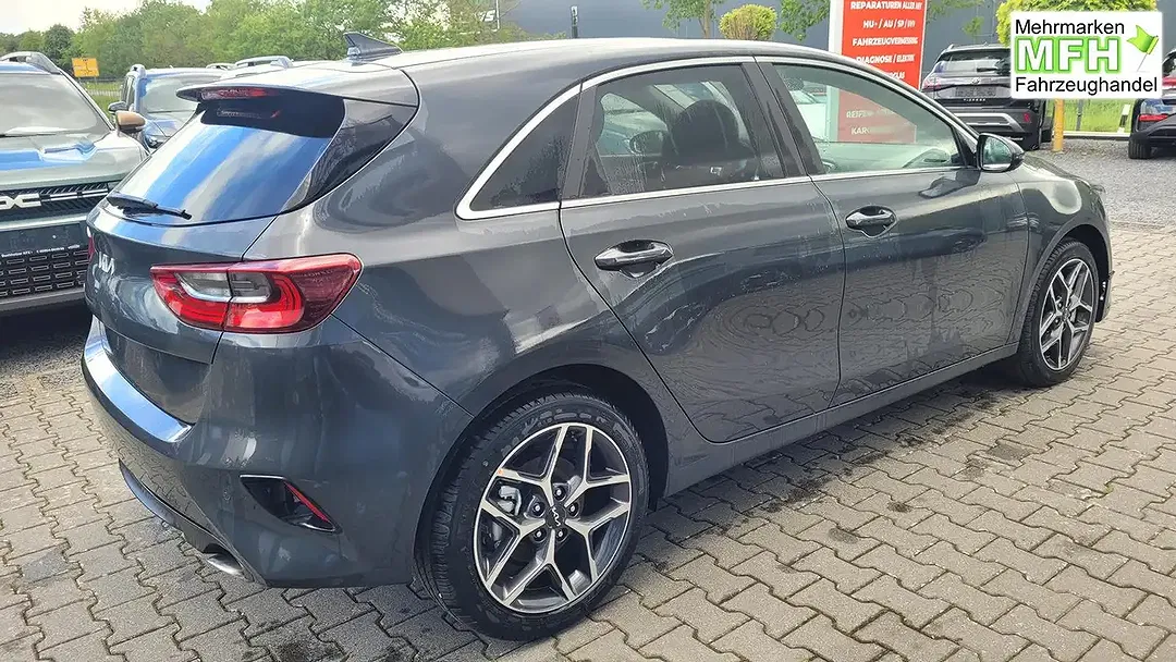 Kia Ceed / cee'd - Thumbnail 4