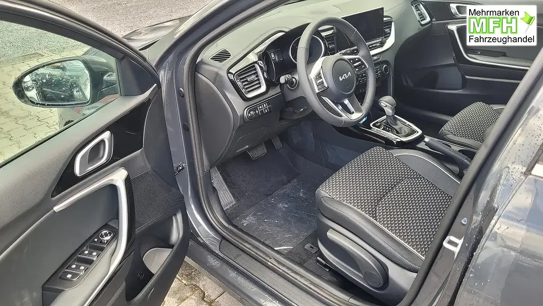 Kia Ceed / cee'd - Thumbnail 7
