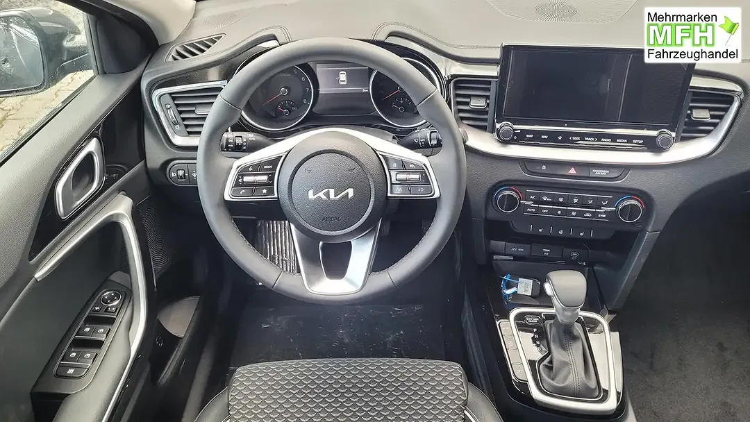Kia Ceed / cee'd - Thumbnail 8