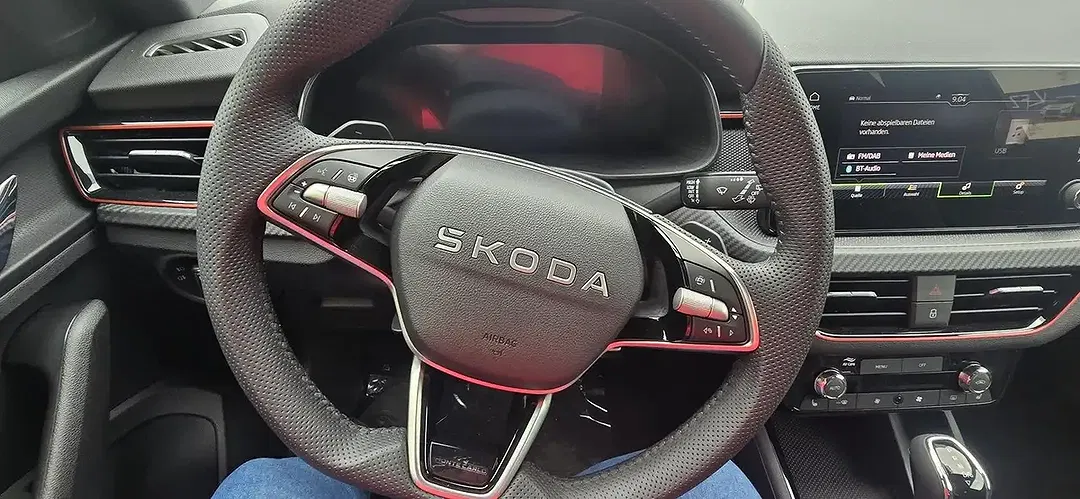 Skoda Kamiq - Thumbnail 2