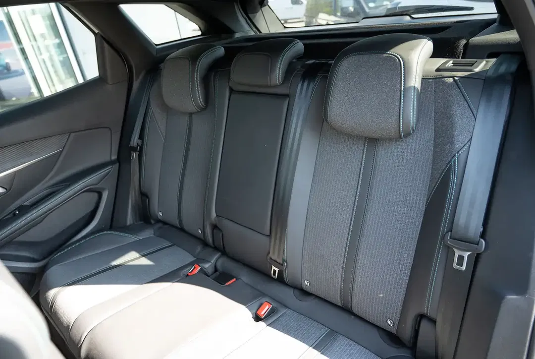 Peugeot 3008 - Thumbnail 6